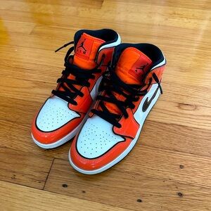Jordan 1 Turf Orange